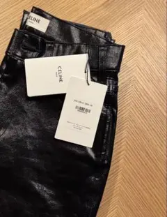 【未使用】新品タグ付き CELINE 黒 パンツ スリム スキニー デニム 25