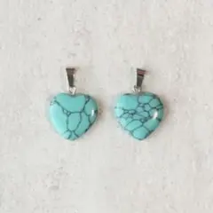 ターコイズ  ペンダントトップ　ハート型　天然石　ハンドメイド資材