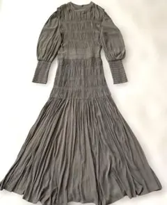 AMERI アメリ　ベージュ　シフォン　シャーリング　ロング　ワンピース　Mのサムネイル