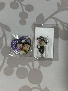 忍たま乱太郎 ナンジャタウン ミニアクリルスタンド 久々知兵助　ハート缶バッジ