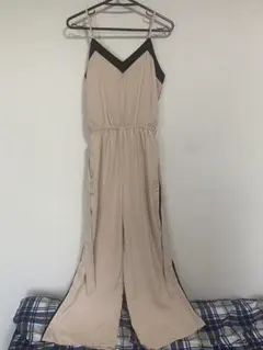 Rady★ベージュ サイドラインVネック オールインワン