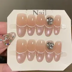 グラデーションピンク ネイルチップ ストーン付き