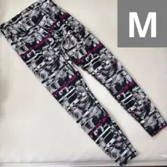PUMA グラフィックプリント ヨガパンツ Mサイズ