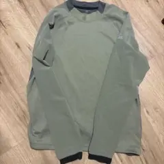 adidas オリーブグリーン トレーニング長袖シャツ