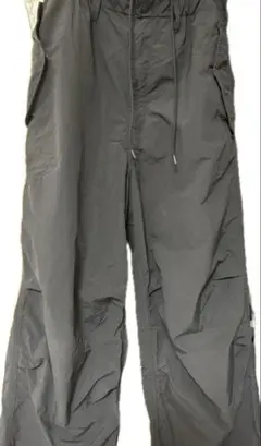 GU 黒 カーゴパンツ