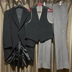 Item thumbnail for item 60fe68df-2bd1-4355-83bc-8528179f3d85