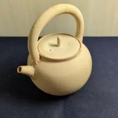 煎茶道具　茶道具　ボーフラ　ボウフラ　春峰作　白泥　湯沸かし　アンティーク水差し 煎茶道具 湯沸かし/湯沸し】 大 横手ボーフラ 井上春峰作 約直径