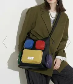 新品【GRAIN】マルチポケットショルダーバッグ ブラック