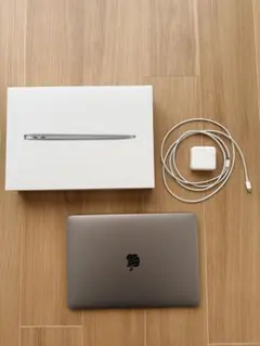 MacBook Air (Retina, 13-inch, 2020)