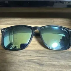 Ray-Ban グリーンレンズ サングラス