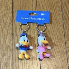 ディズニーリゾート ドナルド デイジー ペアストラップ キーチェーン