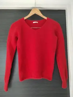Ruby rivet 赤 カシミヤ100% 長袖セーター　クリスマスにも