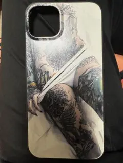 タトゥーアート iPhone13ケース