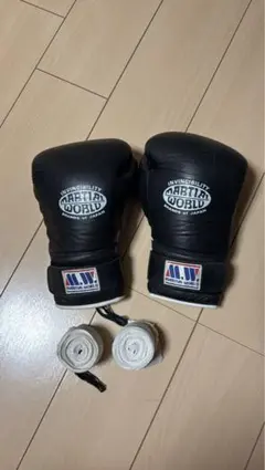 MARTIAL WORLD ボクシンググローブ バンテージセットのサムネイル