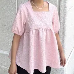 KOBE LETTUCE スクエアネック ぽこぽこバックリボンペプラムトップス