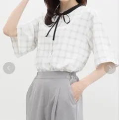 Honeys（ハニーズ）配色リボンブラウス