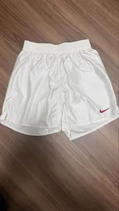 NIKE ショートパンツ ホワイトのサムネイル