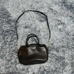 pium ハートロゴ ショルダーバッグ ブラック