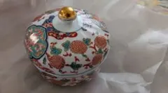 ー有田焼ー 【極美品】 彌左衛門窯 色絵 苺文様 蓋付き煮物碗 茶碗蒸し揃 ー有田焼ー 彌左衛門窯 色絵 苺文様 蓋付き煮物碗揃 銘々皿 中皿揃