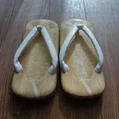 Item thumbnail for item aef9843a-75b5-4a2c-95f3-7f9c599bc54c