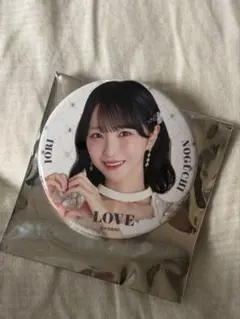 LOVE 野口衣織 宝石衣装 缶バッジ - メルカリ