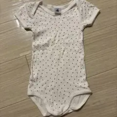 【PETIT BATEAU】オーガニックコットン 赤いハートロンパース 18m