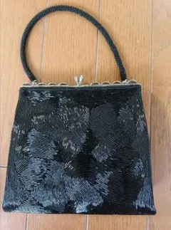 ビーズ刺繍 ブラック クラッチバッグ