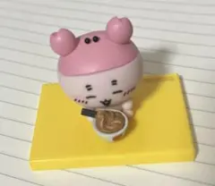 ちいかわ　松屋コラボ第二弾　古本屋　かにちゃん　フィギュア