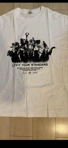 lyft Tシャツ