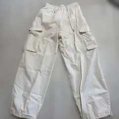 ホワイトカーゴパンツ Sサイズ GU