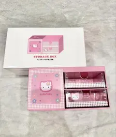 3coins ハローキティ ペンスタンド付き卓上収納 1点 - メルカリ