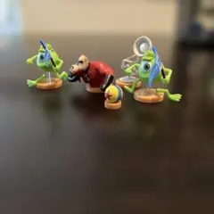 ピクサー モンスターズインク他ミニフィギュア 4種セット