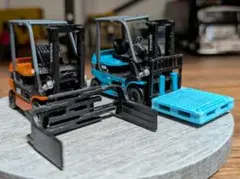 ​1/64 TOYOTA L&F gene B 電動フォークリフト ガチャ 2台