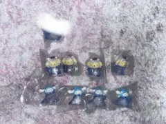 サンリオ　つるりん南極フィギュア　　ポムポムプリン　シナモロール