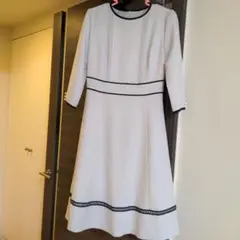 再値下げアプワイザーリッシェ　配色ラインワンピース★アイスグレイ美品入園入学式に
