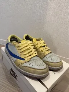 Travis Scott × Nike スニーカー