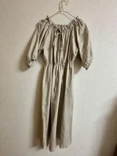 ワンピース ベージュ