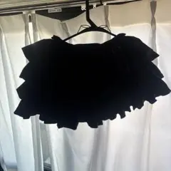 ブラックフリルミニスカート