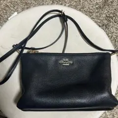 COACH ブラック ショルダーバッグ