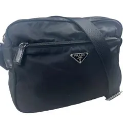 美品✨PRADA プラダ ショルダーバッグ カメラバッグ 三角プレート 黒