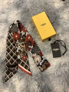 FENDI フェンディ ラッピー スカーフ ブラック 黒系 フラワー柄