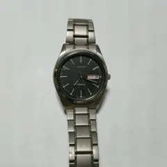 SEIKO Titanium ブラック腕時計 日付表示