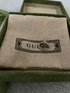 GUCCIグッチ インターロッキングGGフープピアス　片耳　箱ポーチセット　希少 GUCCIグッチ インターロッキングGGフープピアス 片耳 箱ポーチセット