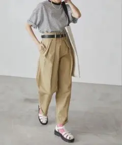 forksy. ハイウエストツータックワイドテーパードチノパンツ　Mサイズ