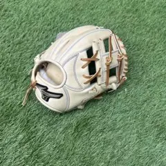 激レア入手困難】Victus 硬式グローブ 内野手用硬式用 - メルカリ