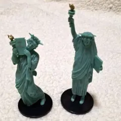 ガチャガチャ 自由すぎる女神 2体セット