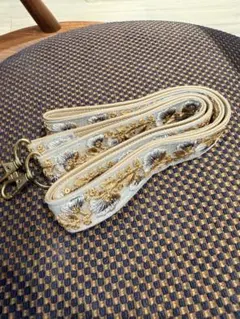 花柄刺繍 スマホショルダーストラップ