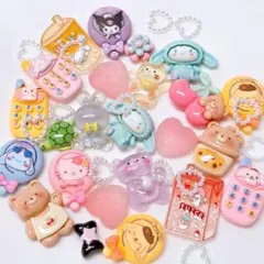 37 デコパーツ　ゆめかわ　シナモなど　写真全部