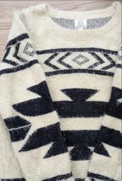 Revo. レヴォ モヘア タッチ ネイティブ 柄 長袖 クルーネック ニット