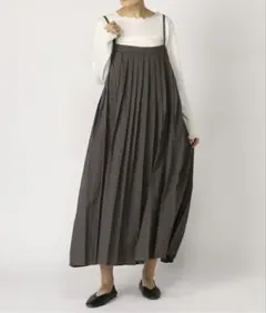 Samansa Mos2 プリーツキャミワンピース チャコール